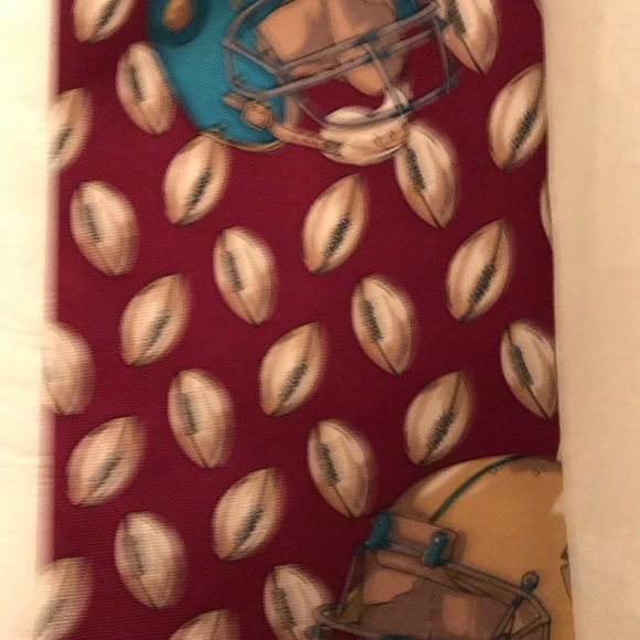 5 great ties incl Pierre Cardin & Perry Ellis, nice variety (OLCC) - Picture 5 of 12